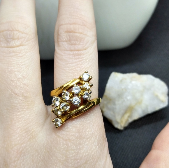 ❤️Showstopper Hollywood ring size 7 estate